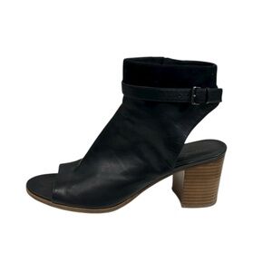 Vince Jane Leather Peep-Toe Buckle Bootie 2.8" Heel Size 9.5